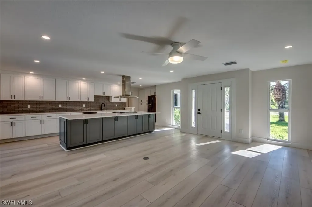 1754 Windward Way Sanibel FL 33957