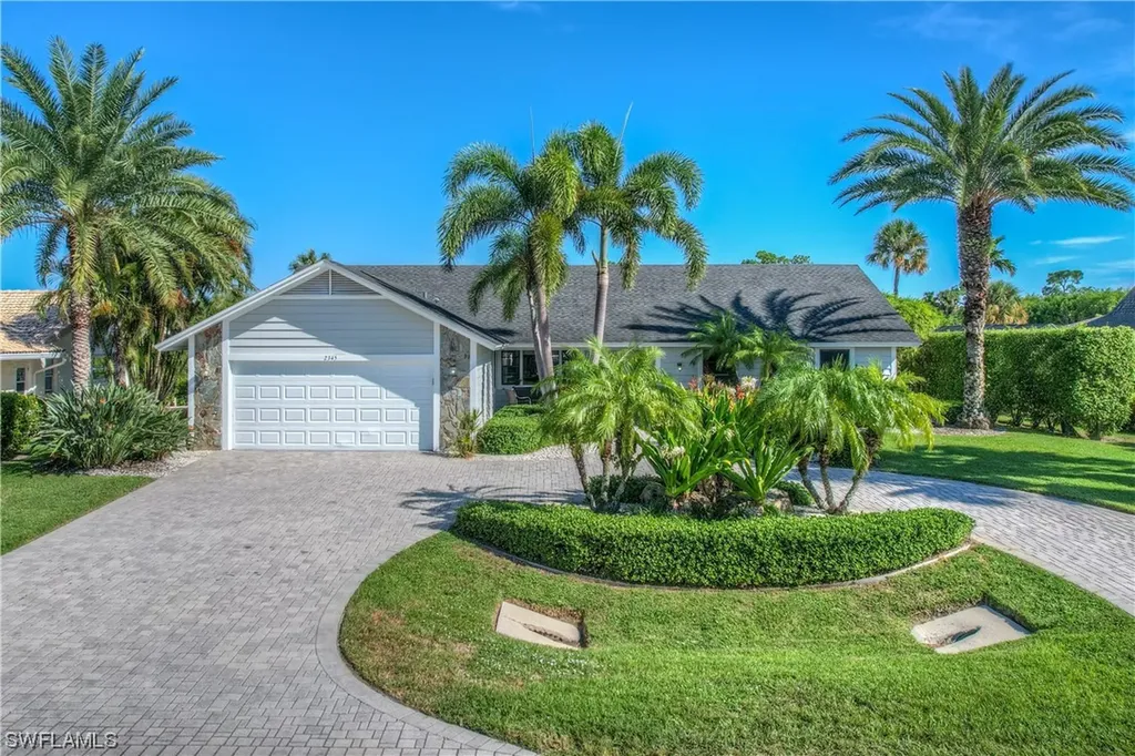 2345 Longboat Drive Naples FL 34104