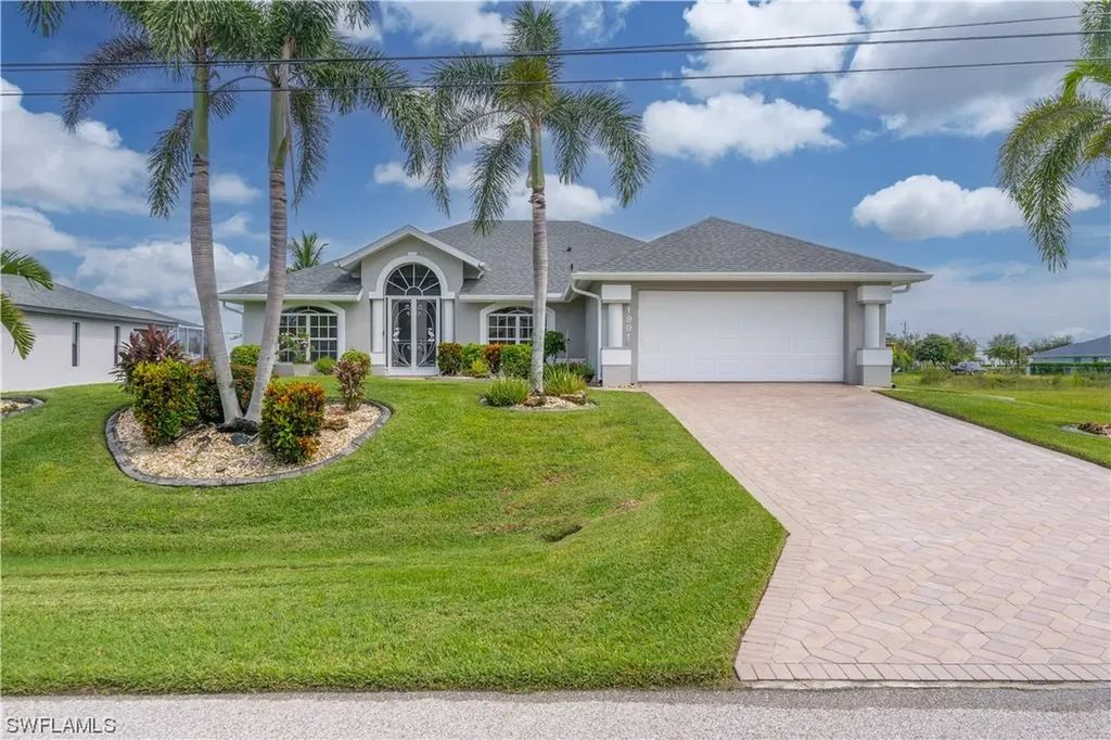 1901 SW 17th Place Cape Coral FL 33991