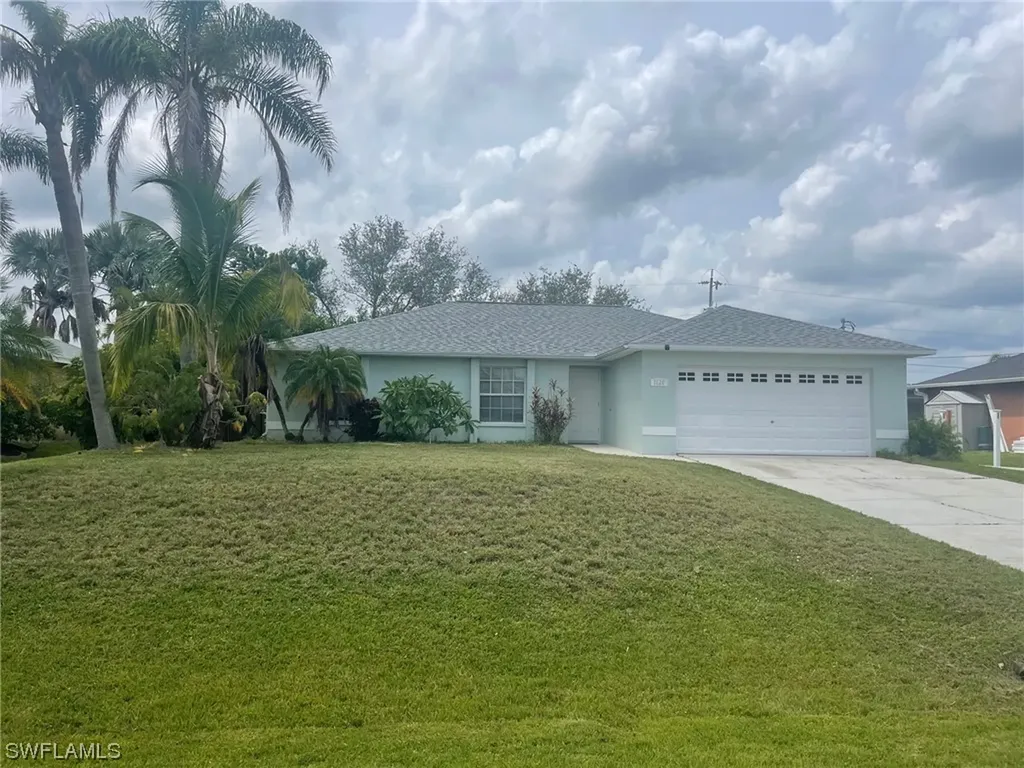 1120 SW 9th Court Cape Coral FL 33991