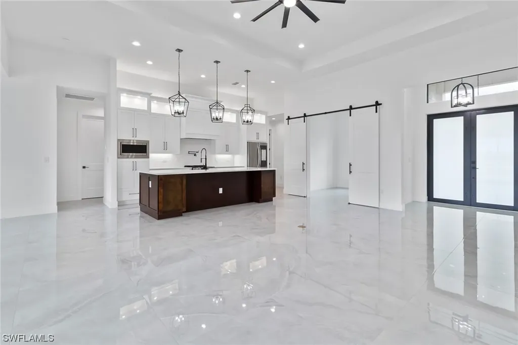 1607 NE 23rd Street Cape Coral FL 33909