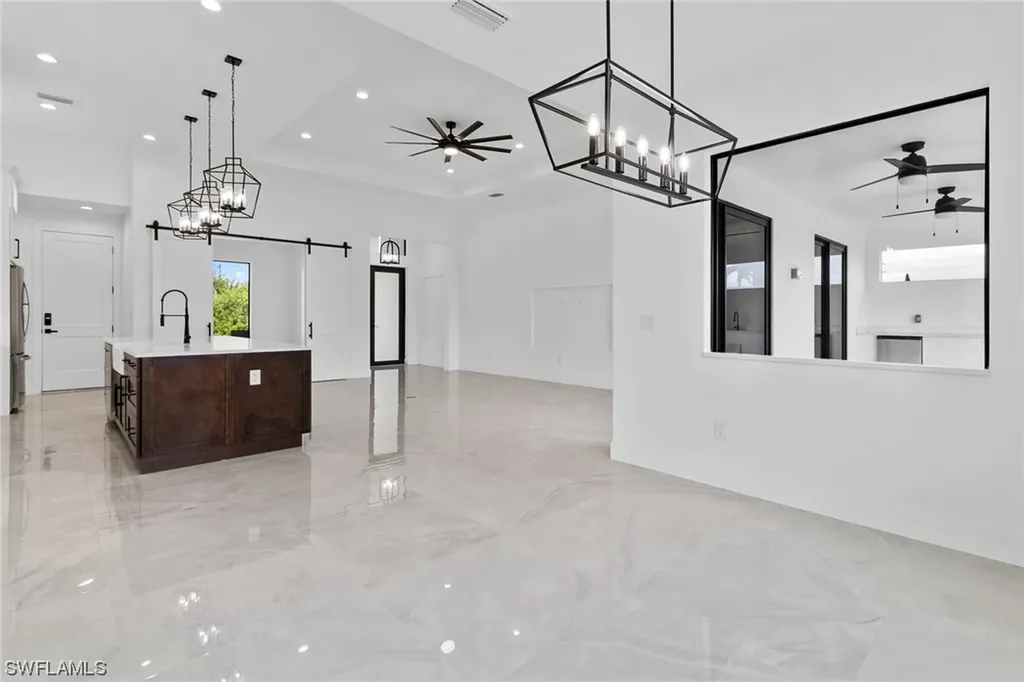 1607 NE 23rd Street Cape Coral FL 33909
