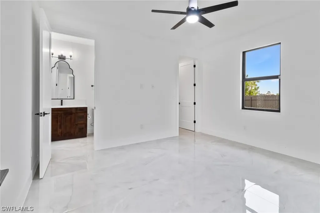 1607 NE 23rd Street Cape Coral FL 33909