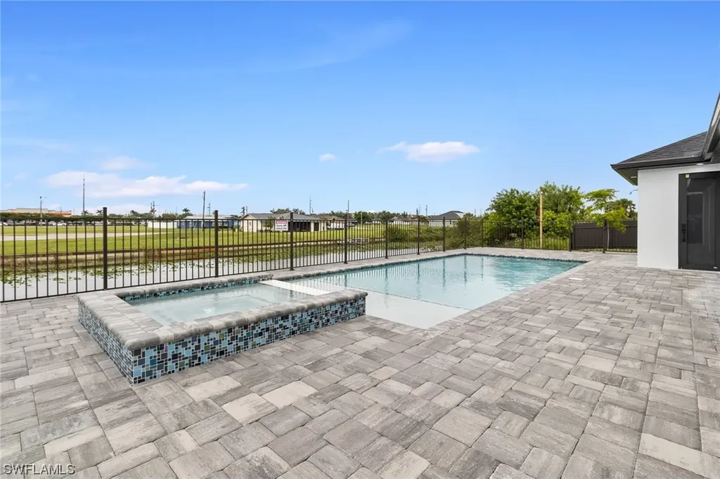 1607 NE 23rd Street Cape Coral FL 33909