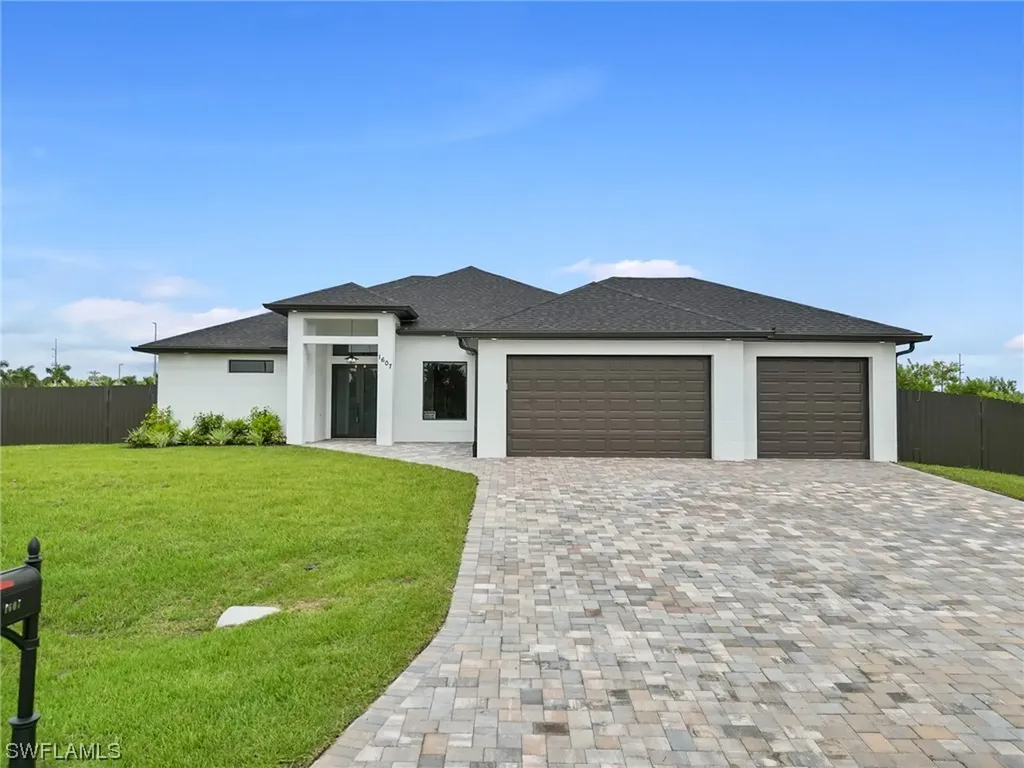 1607 NE 23rd Street Cape Coral FL 33909