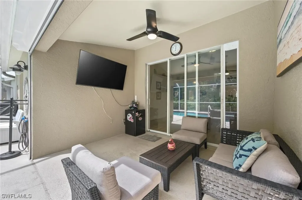 8463 Ibis Cove Circle Naples FL 34119
