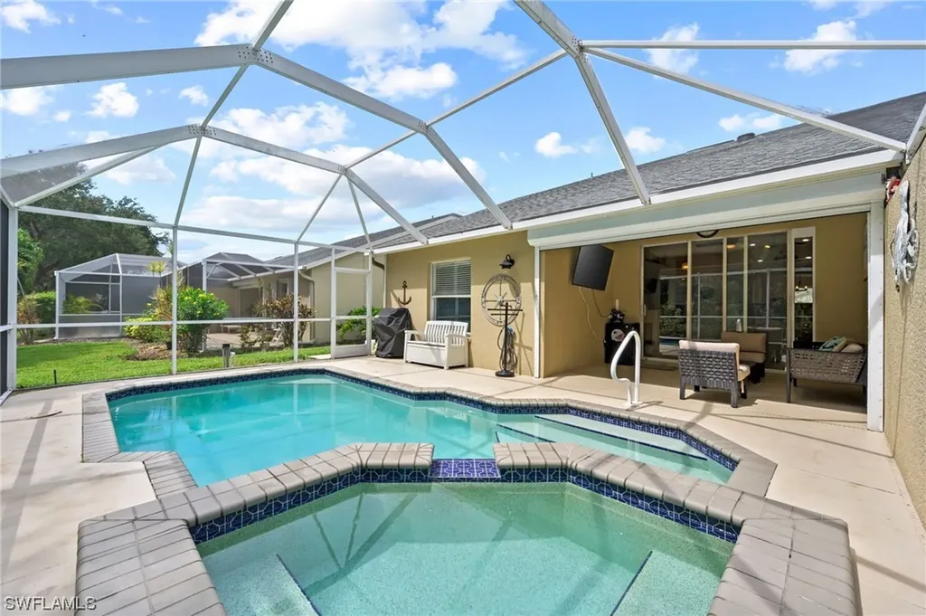 8463 Ibis Cove Circle Naples FL 34119