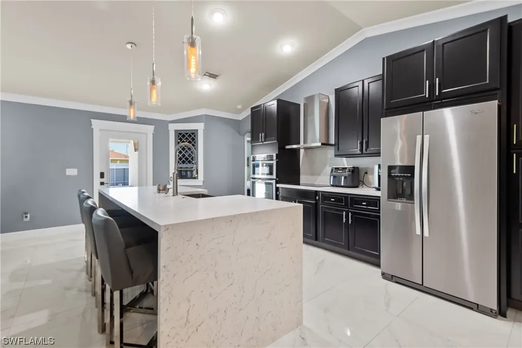 1323 SW 4th Avenue Cape Coral FL 33991