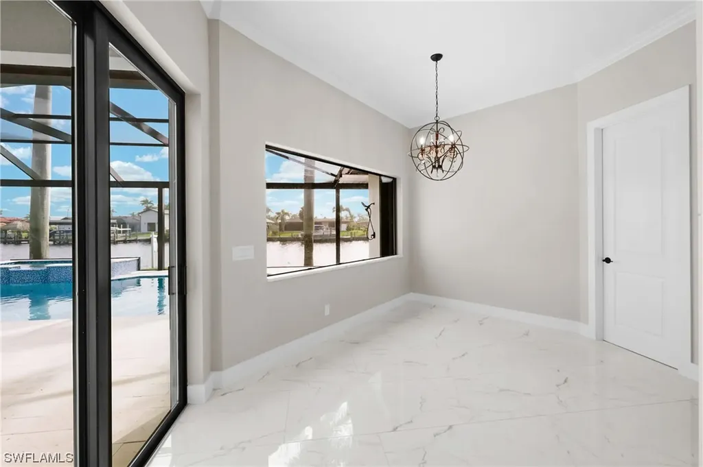 2043 SE 29th Street Cape Coral FL 33904