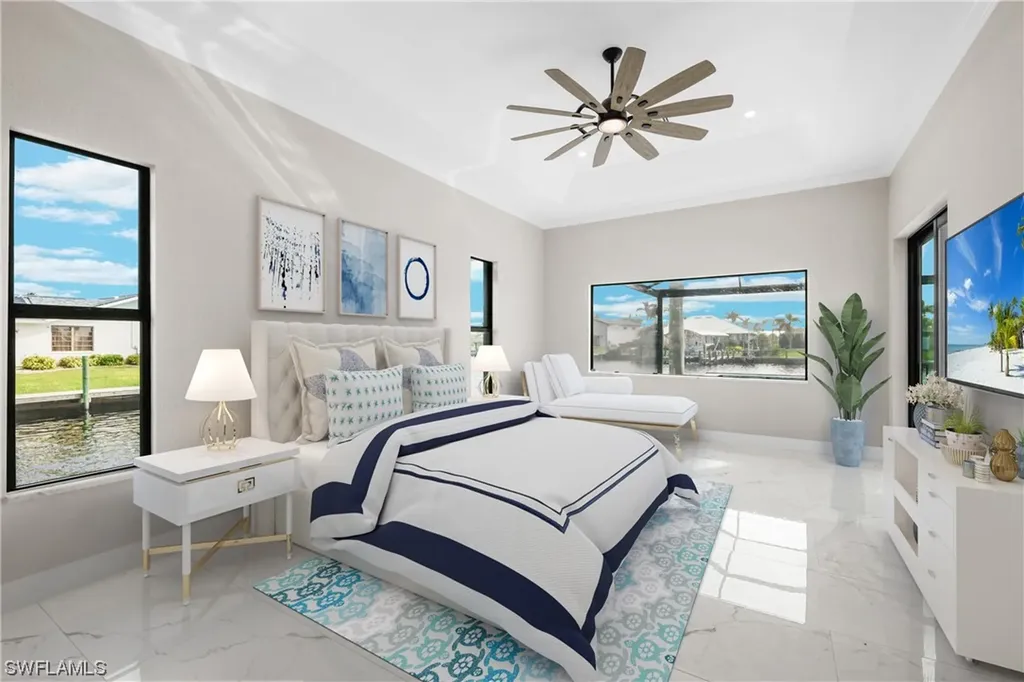 2043 SE 29th Street Cape Coral FL 33904