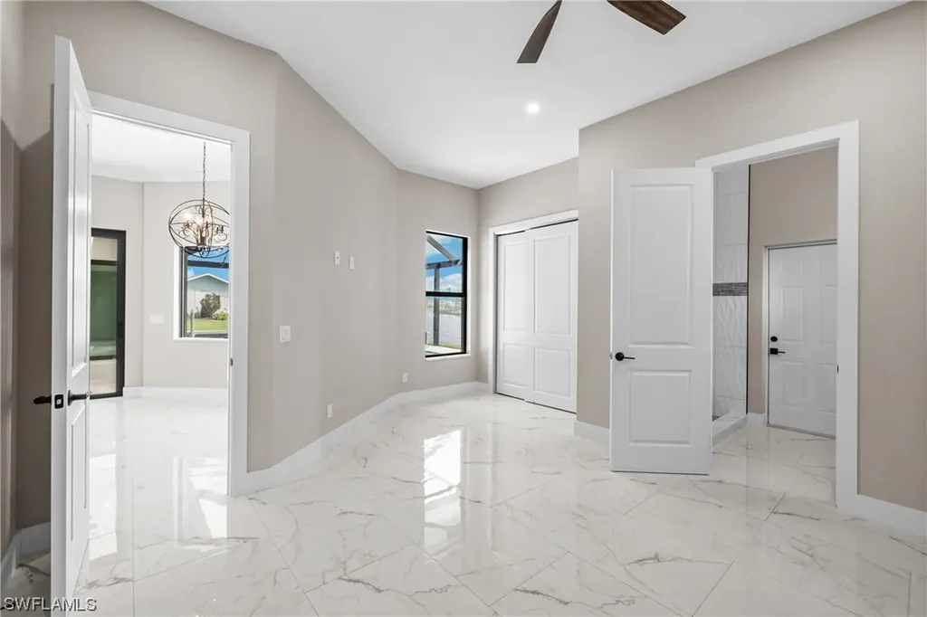 2043 SE 29th Street Cape Coral FL 33904