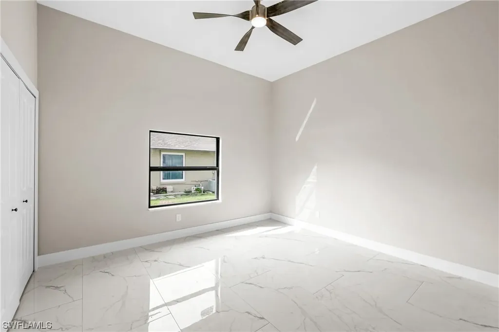 2043 SE 29th Street Cape Coral FL 33904