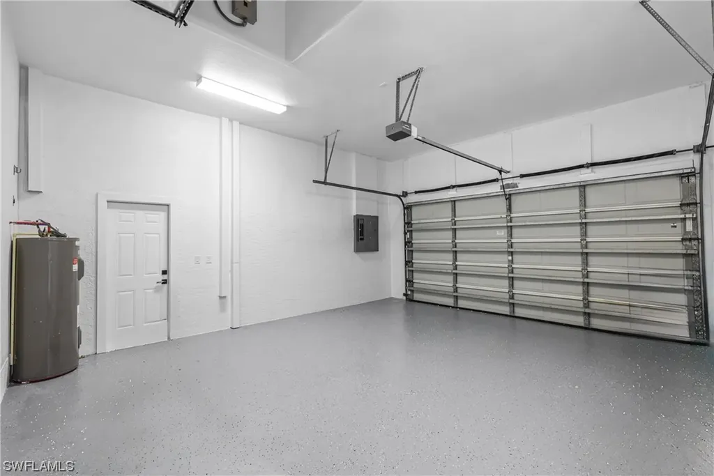 2043 SE 29th Street Cape Coral FL 33904