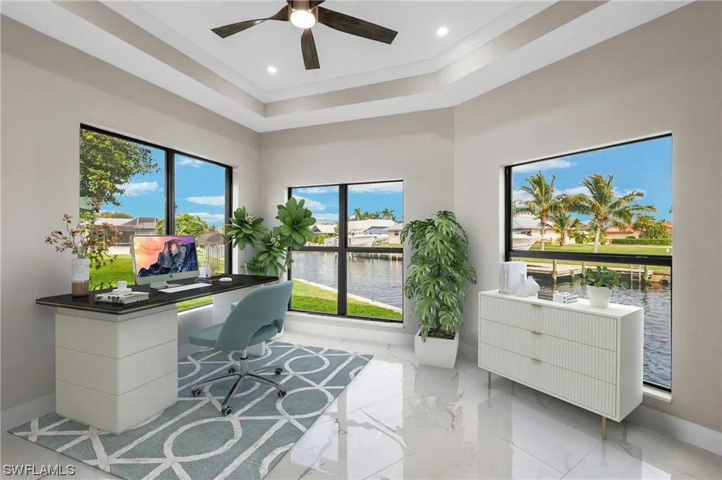 2043 SE 29th Street Cape Coral FL 33904