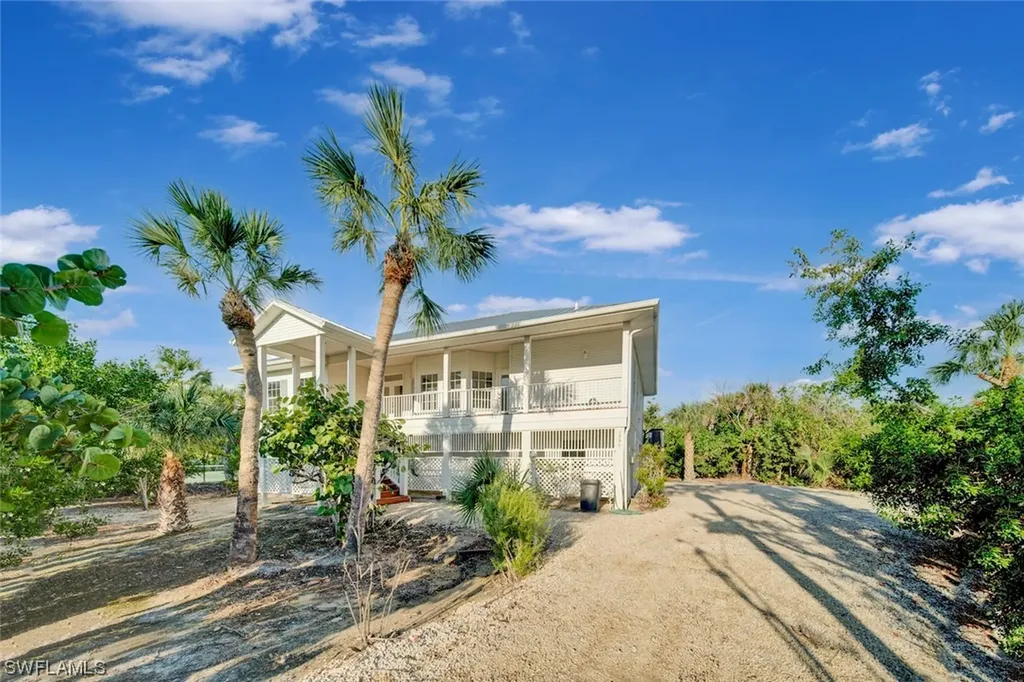 1990 My Tern Court Sanibel FL 33957