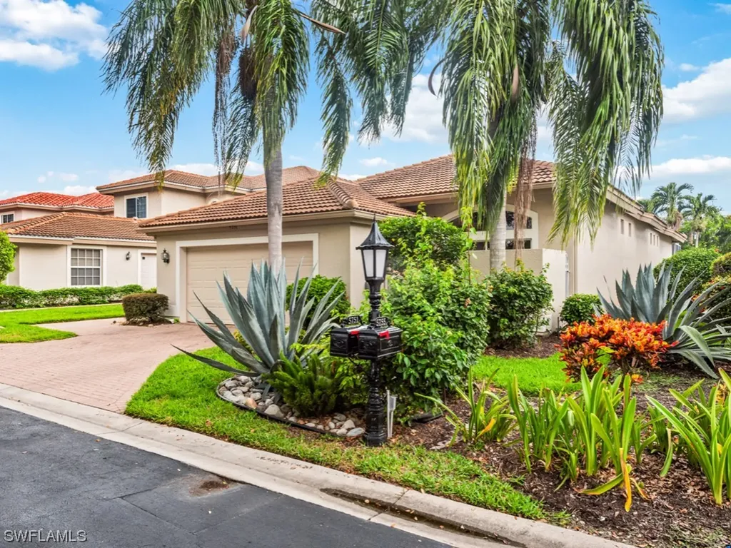 5751 Persimmon Way Naples FL 34110