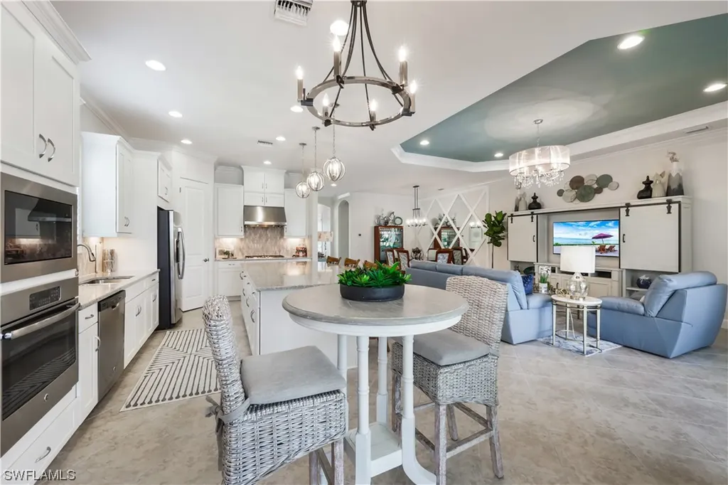 9465 Terresina Drive Naples FL 34119