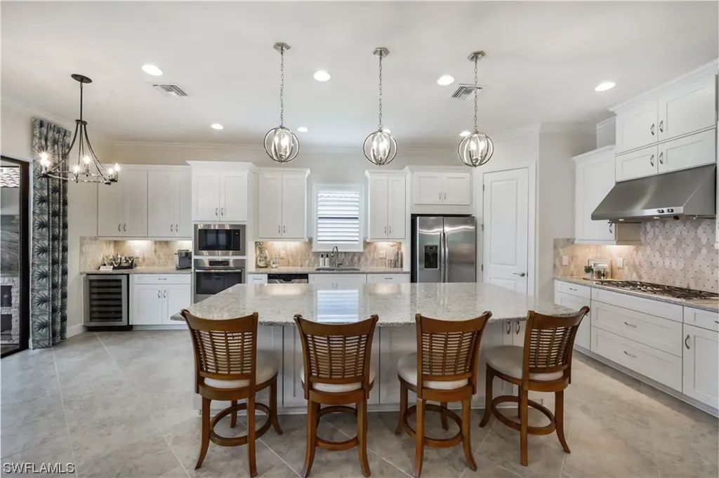 9465 Terresina Drive Naples FL 34119
