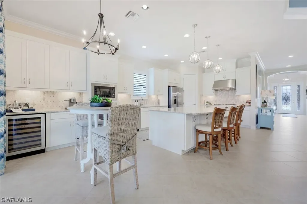 9465 Terresina Drive Naples FL 34119