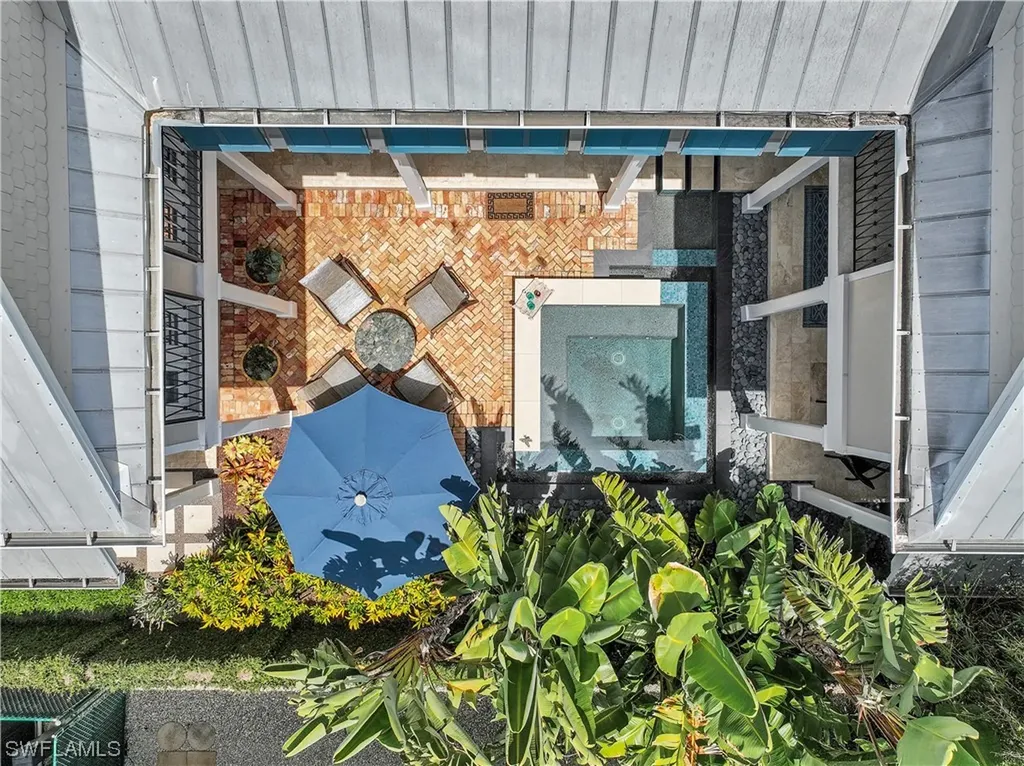 419 Central Avenue Naples FL 34102