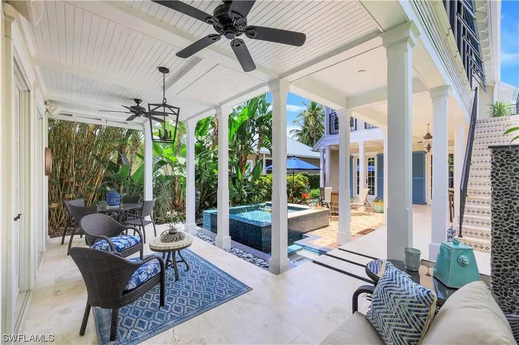 419 Central Avenue Naples FL 34102