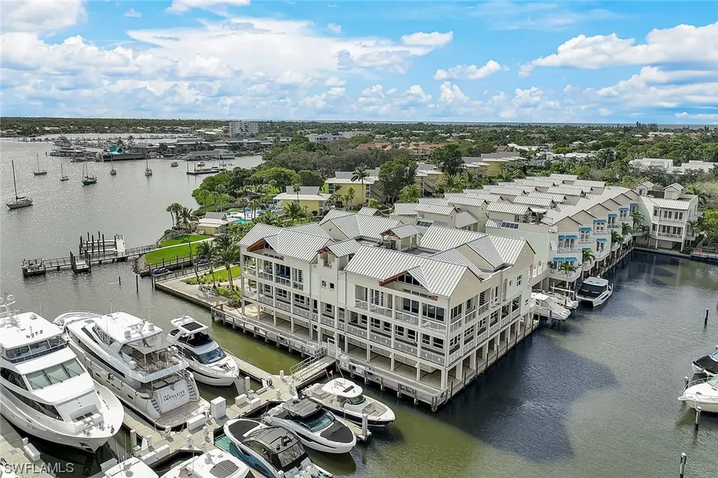 Naples FL, 1001 10TH Avenue S, Unit PH-302