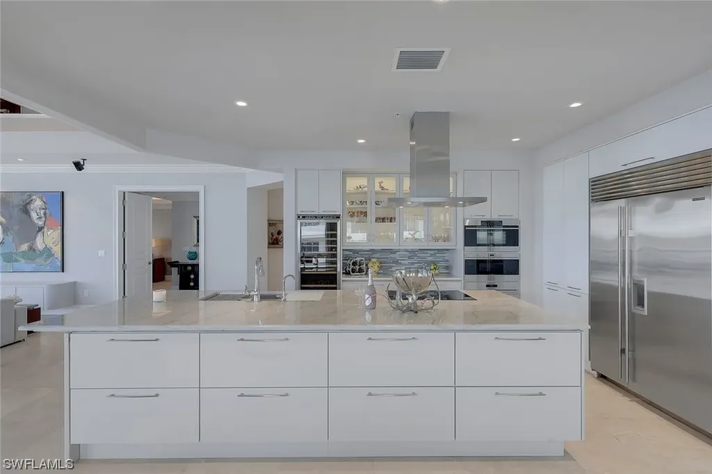 1001 10th Avenue S Naples FL 34102