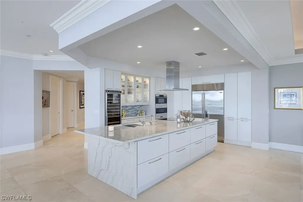 1001 10th Avenue S Naples FL 34102