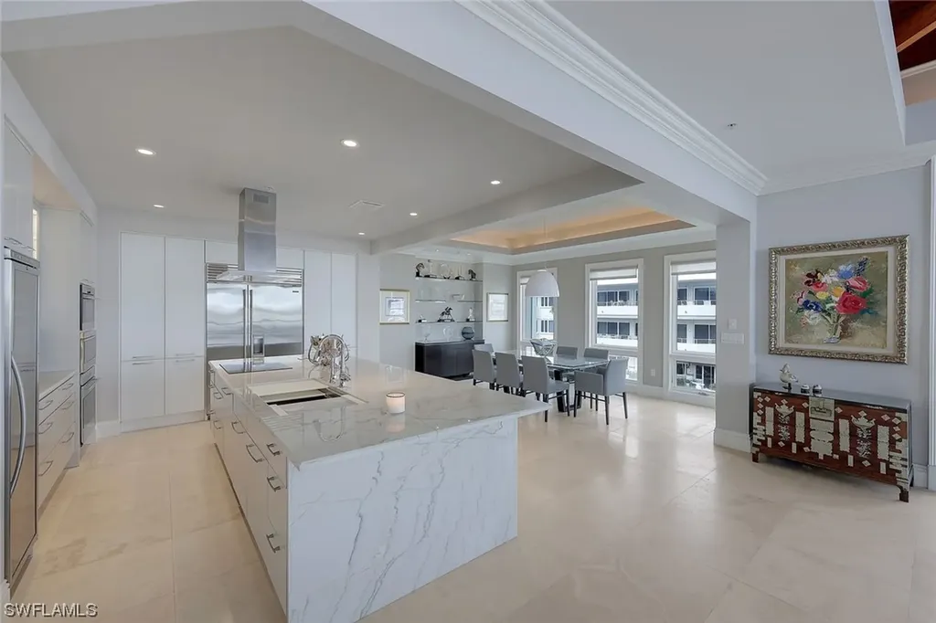 1001 10th Avenue S Naples FL 34102