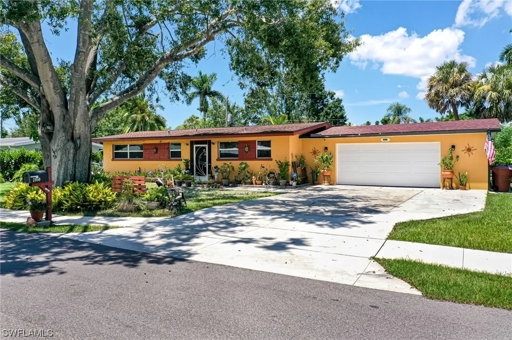 2950 Holly Road Fort Myers FL 33901