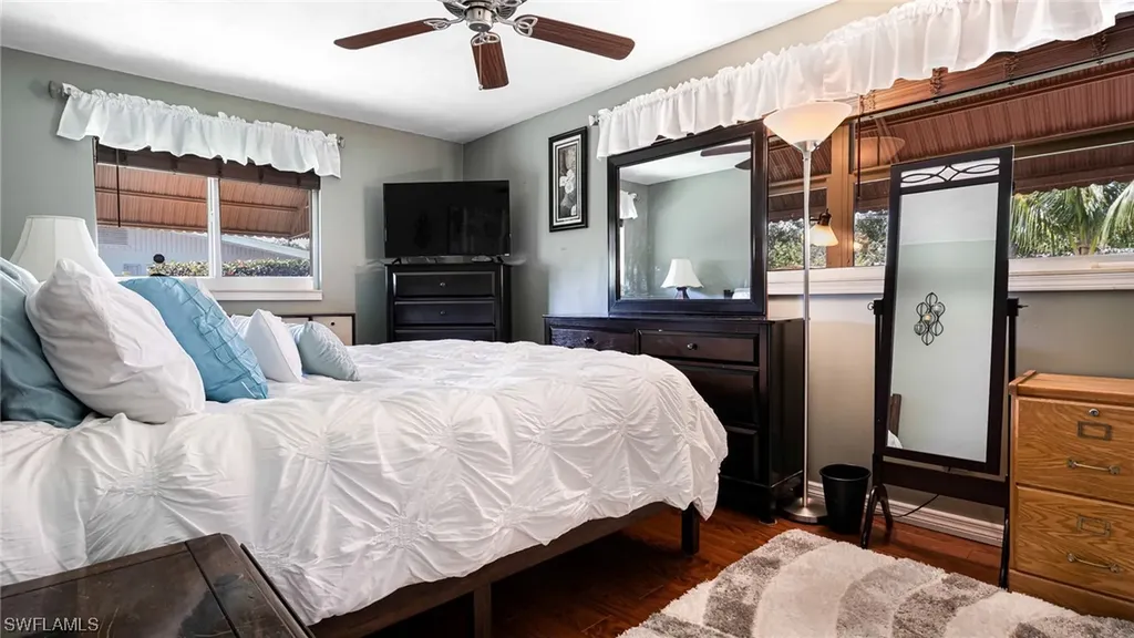 2950 Holly Road Fort Myers FL 33901