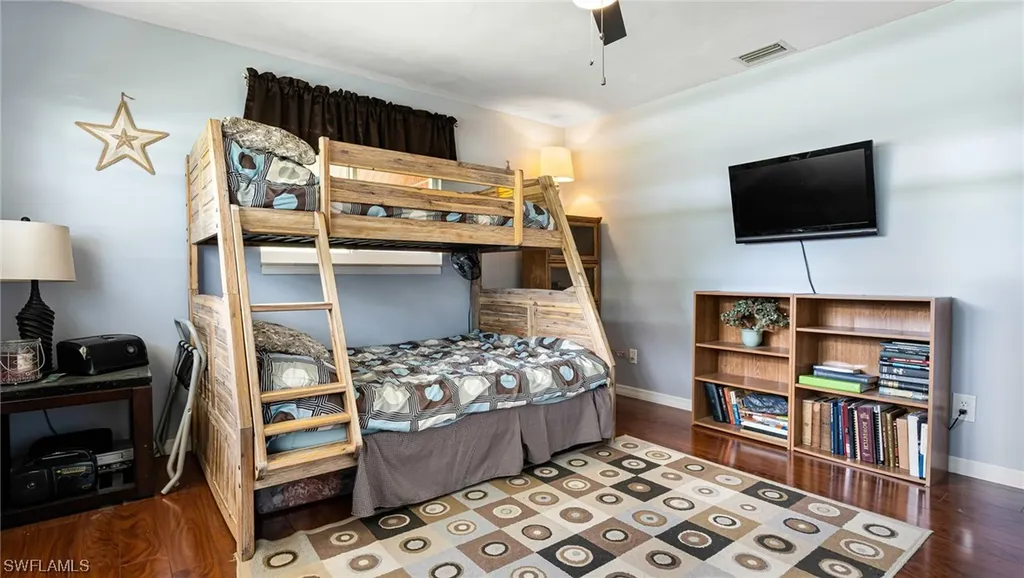 2950 Holly Road Fort Myers FL 33901