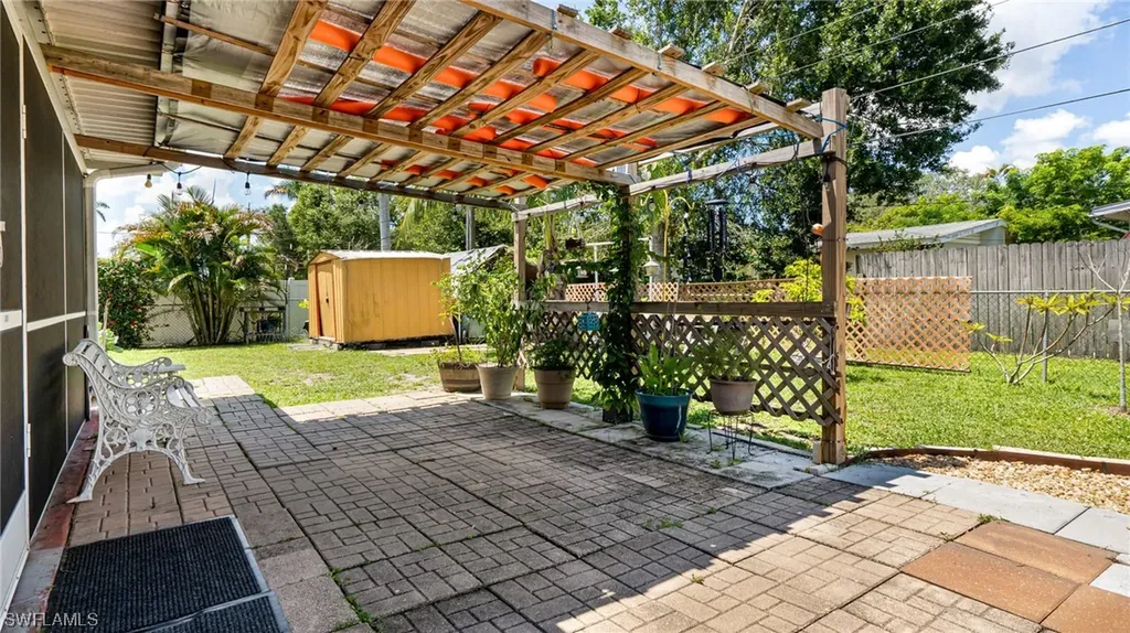2950 Holly Road Fort Myers FL 33901