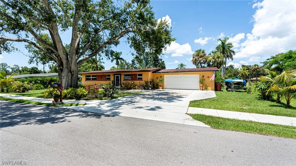 2950 Holly Road Fort Myers FL 33901
