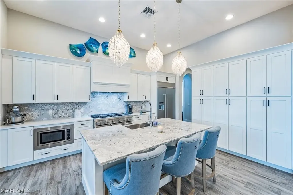 3181 Cullowee Lane Naples FL 34114