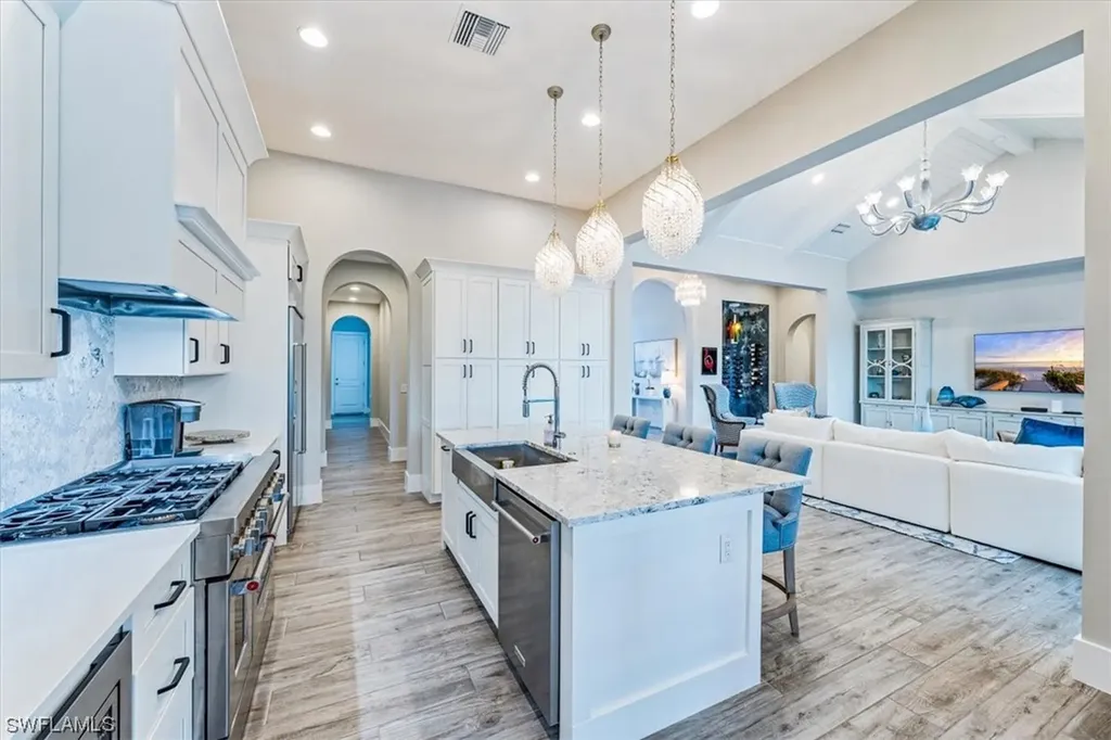 3181 Cullowee Lane Naples FL 34114