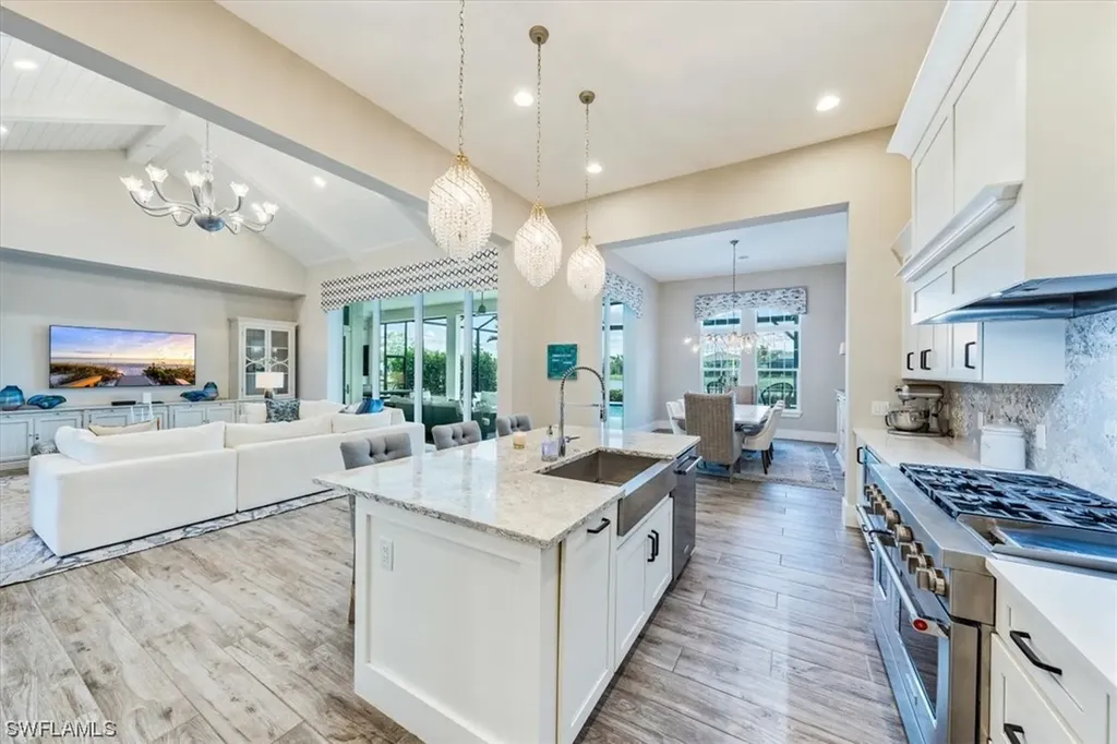 3181 Cullowee Lane Naples FL 34114