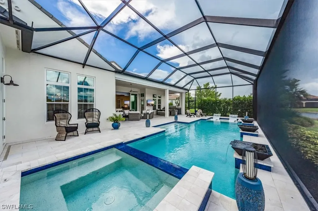 3181 Cullowee Lane Naples FL 34114