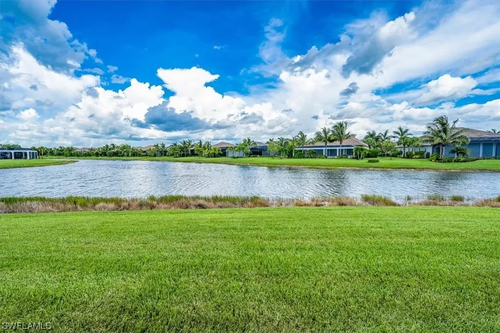 3181 Cullowee Lane Naples FL 34114