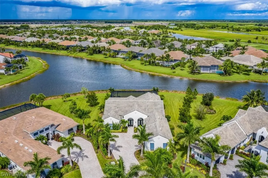 3181 Cullowee Lane Naples FL 34114