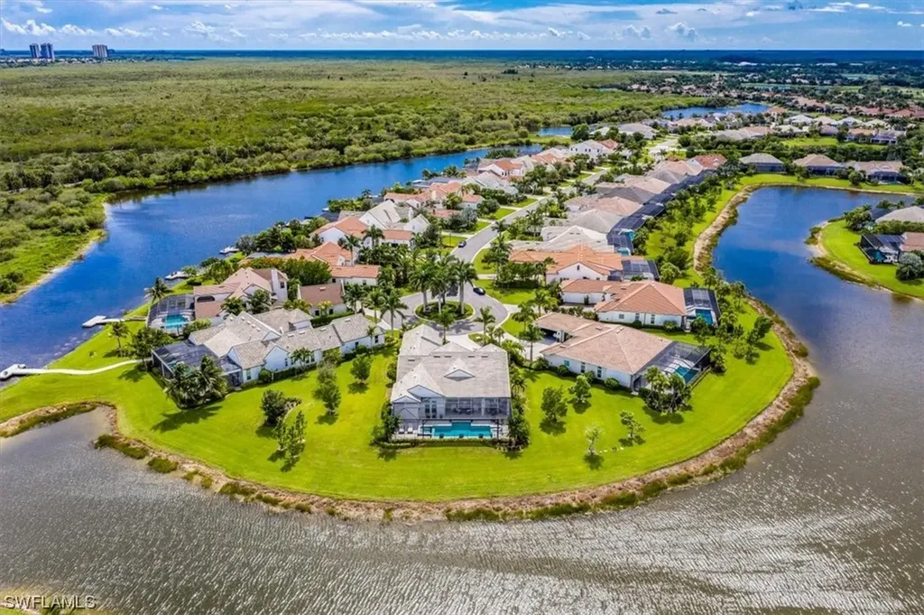 3181 Cullowee Lane Naples FL 34114