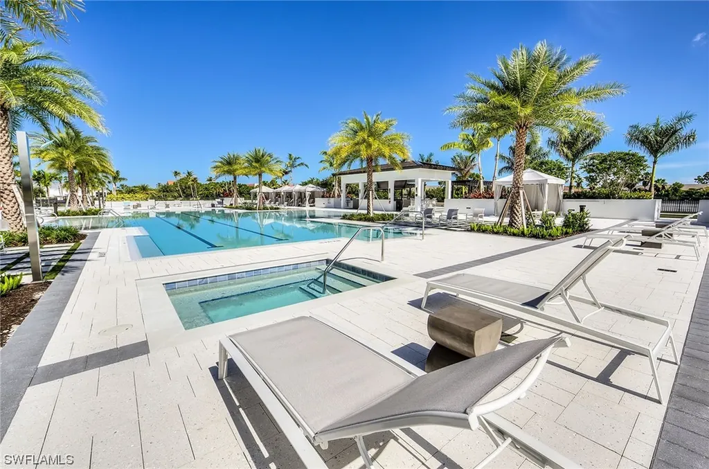 1111 Central Avenue Naples FL 34102