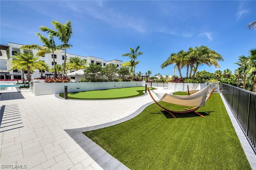 1111 Central Avenue Naples FL 34102