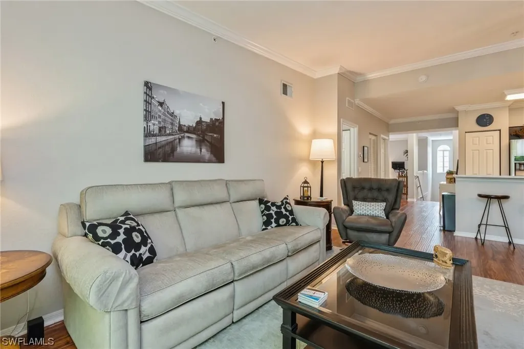 Estero FL, 20160 Estero Gardens Circle, Unit 208