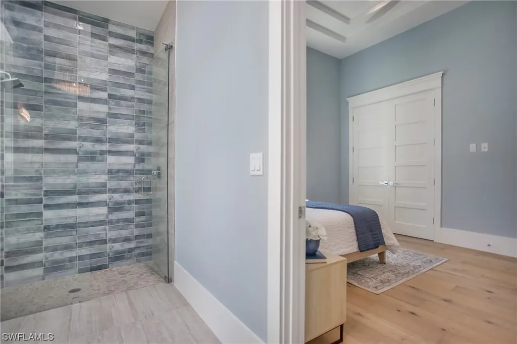 715 Harbour Drive Naples FL 34103