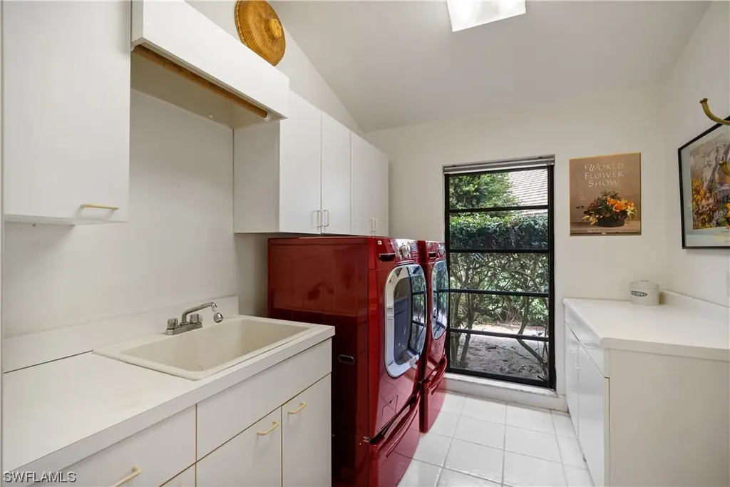 802 Tallow Tree Court Naples FL 34108