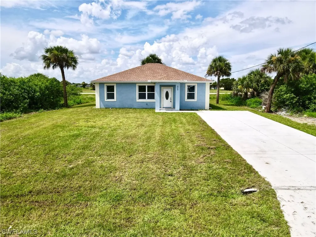 8045 Sherwood Circle Labelle FL 33935