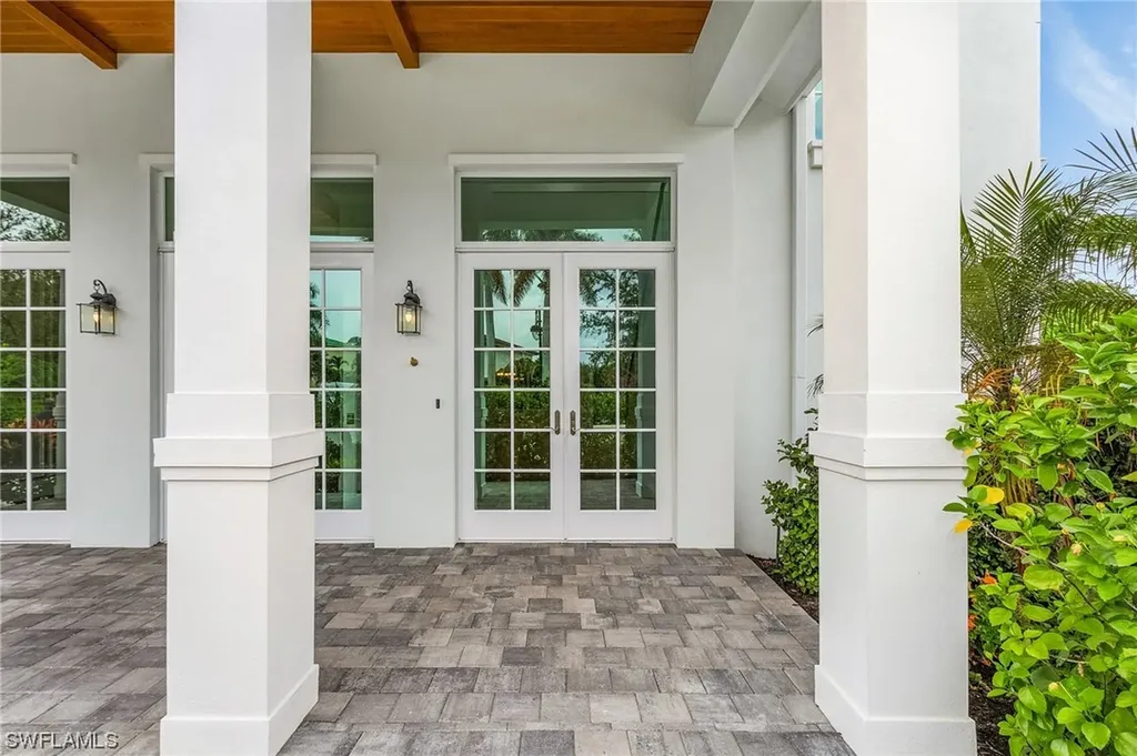 1452 Hemingway Place Naples FL 34103