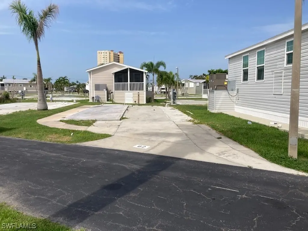 19681 Summerlin Road E-62 Fort Myers FL 33908