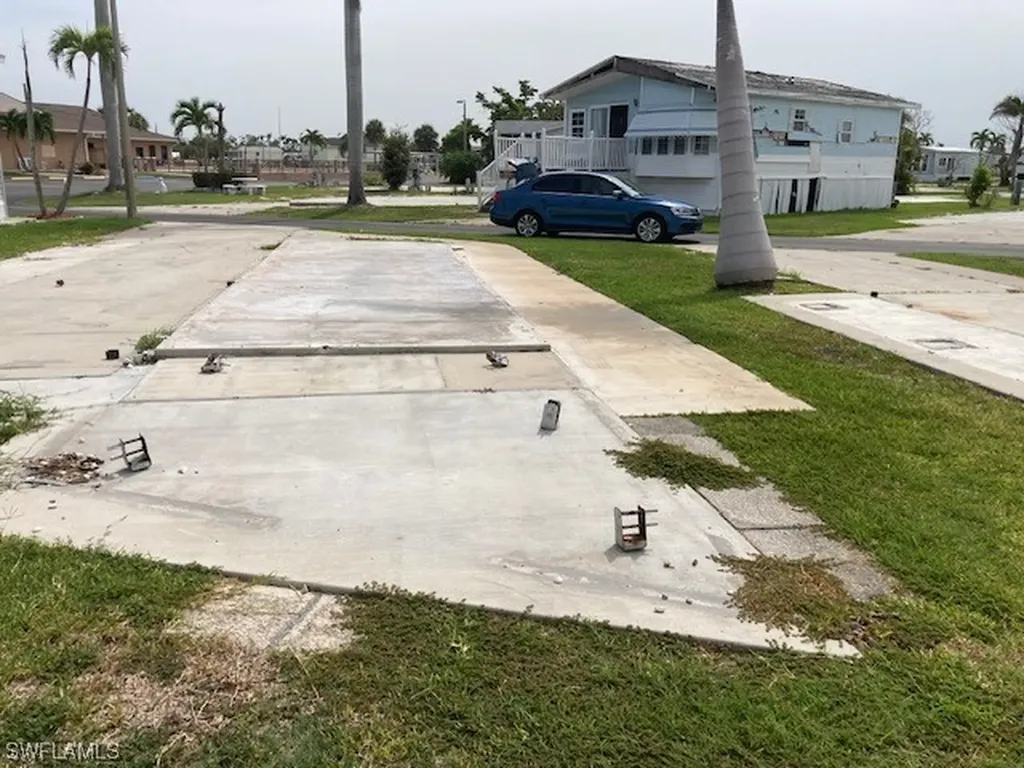 19681 Summerlin Road E-62 Fort Myers FL 33908